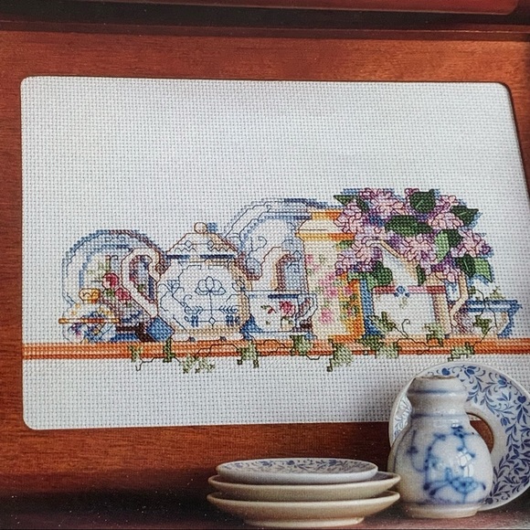 Vintage 1991 Cross-Stitch Collection Keepsake Calendar - Picture 7 of 13